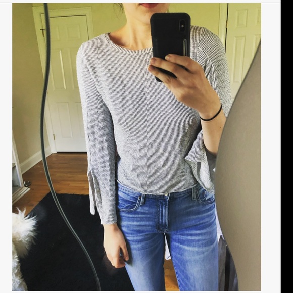 Zara Split Sleeve Top - Picture 2 of 5